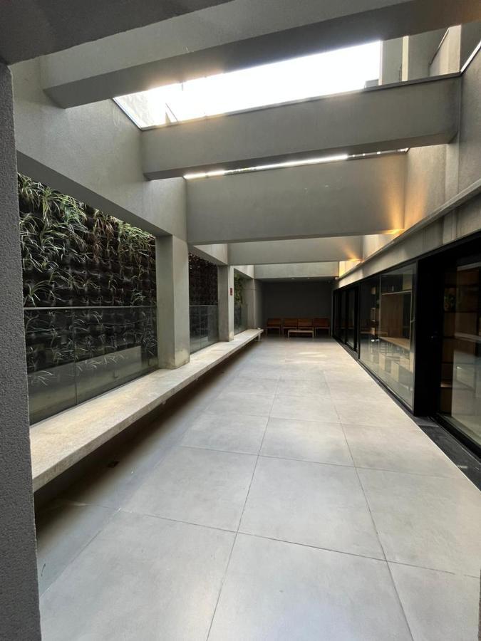 Apartamento Loft De Luxo Com Varanda E Entrada Ao St Marche Jardins *